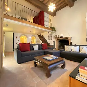  Apartment Gioielli Di Priori Italy